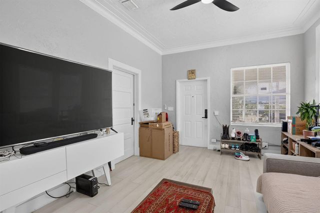 2465 Taylor Street, Hollywood, FL 33020