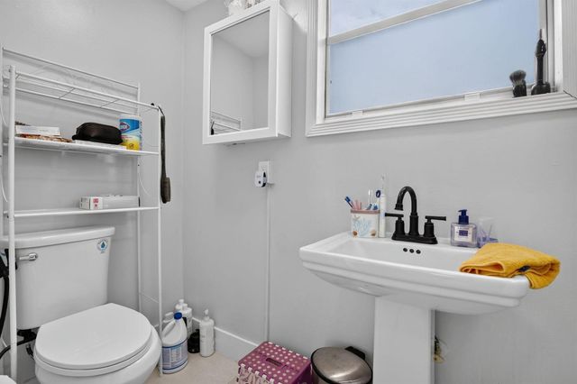 2465 Taylor Street, Hollywood, FL 33020