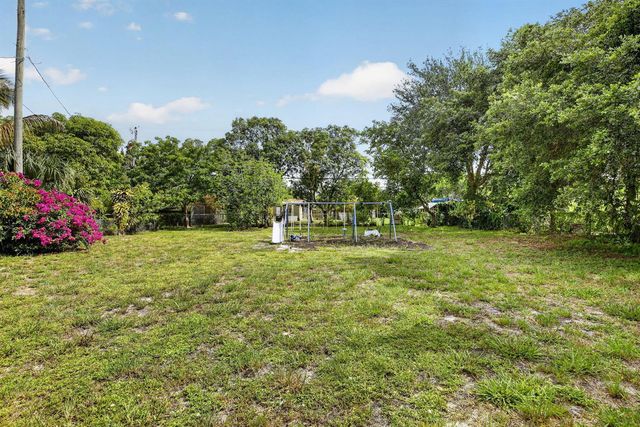 2465 Taylor Street, Hollywood, FL 33020
