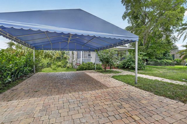 2465 Taylor Street, Hollywood, FL 33020
