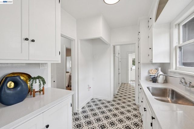 1856 1856 Almond Ave, Walnut Creek, CA 94596