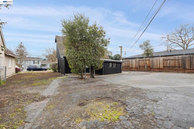 1856 1856 Almond Ave, Walnut Creek, CA 94596