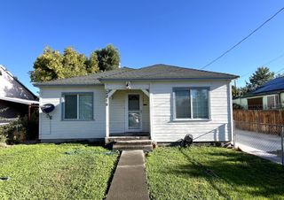 2215 Vine Avenue, Klamath Falls, OR 97601