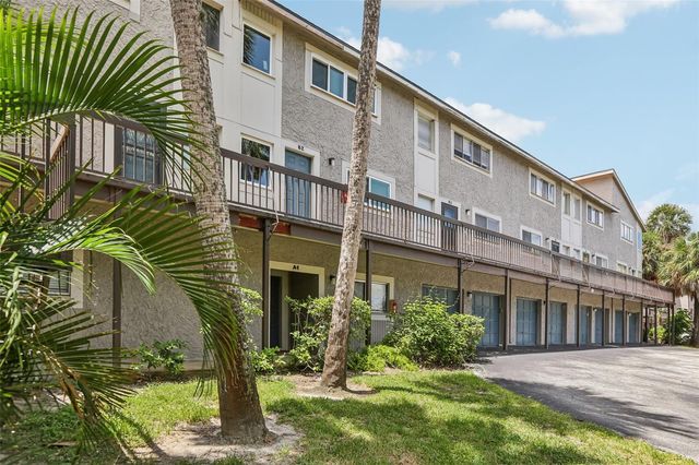 6325 NEWTOWN CIRCLE 25B2, Tampa, FL 33615