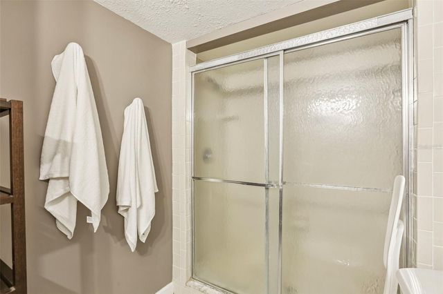 6325 NEWTOWN CIRCLE 25B2, Tampa, FL 33615