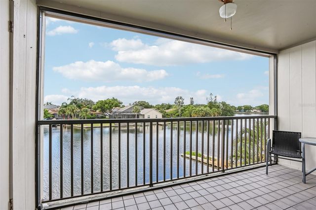 6325 NEWTOWN CIRCLE 25B2, Tampa, FL 33615