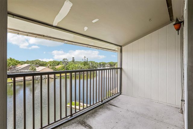 6325 NEWTOWN CIRCLE 25B2, Tampa, FL 33615
