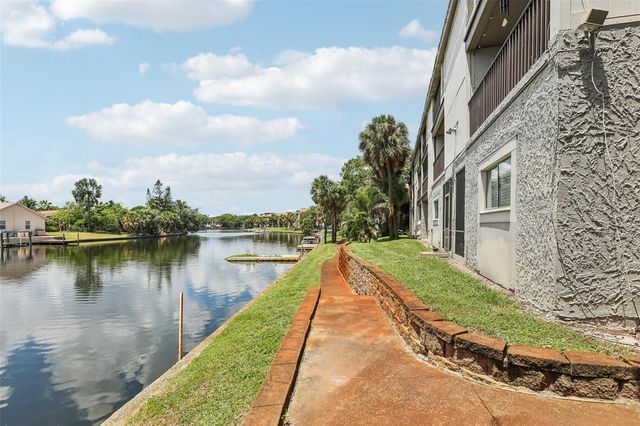6325 NEWTOWN CIRCLE 25B2, Tampa, FL 33615