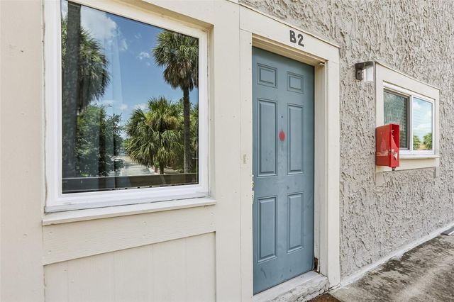 6325 NEWTOWN CIRCLE 25B2, Tampa, FL 33615