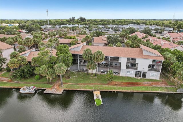 6325 NEWTOWN CIRCLE 25B2, Tampa, FL 33615