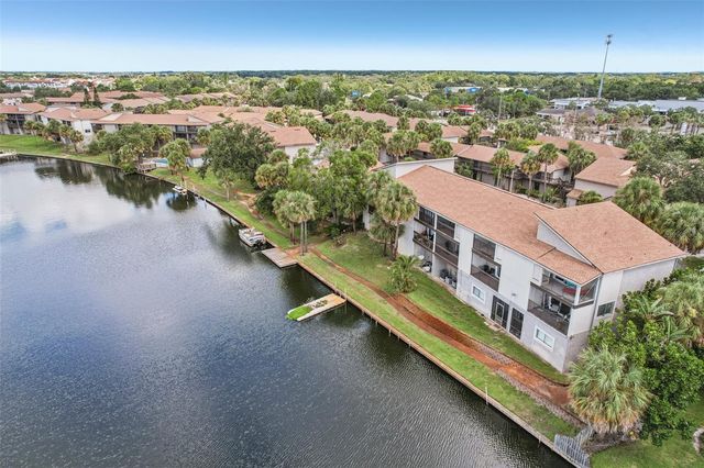 6325 NEWTOWN CIRCLE 25B2, Tampa, FL 33615