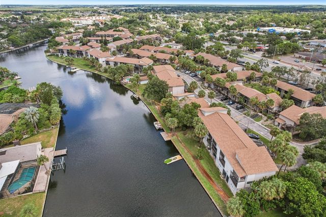 6325 NEWTOWN CIRCLE 25B2, Tampa, FL 33615