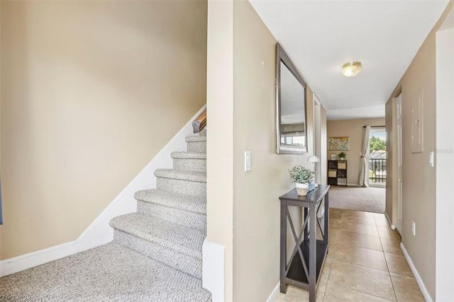 6325 NEWTOWN CIRCLE 25B2, Tampa, FL 33615