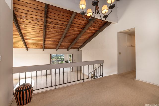 98-1015 Kaonohi Street, Aiea, HI 96701