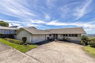 98-1015 Kaonohi Street, Aiea, HI 96701