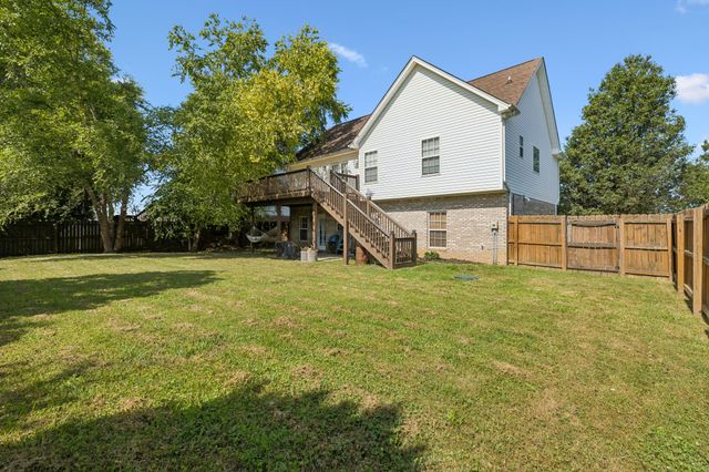 193 Misty Dr, Pleasant View, TN 37146