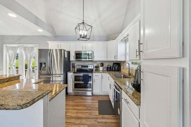 193 Misty Dr, Pleasant View, TN 37146