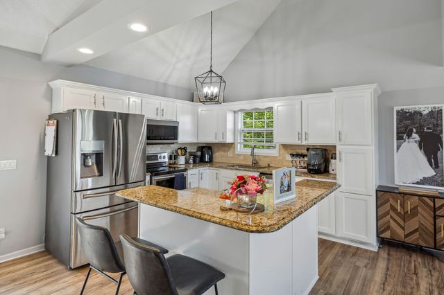 193 Misty Dr, Pleasant View, TN 37146