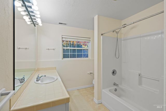 3711 N 2506 E, Twin Falls, ID 83301