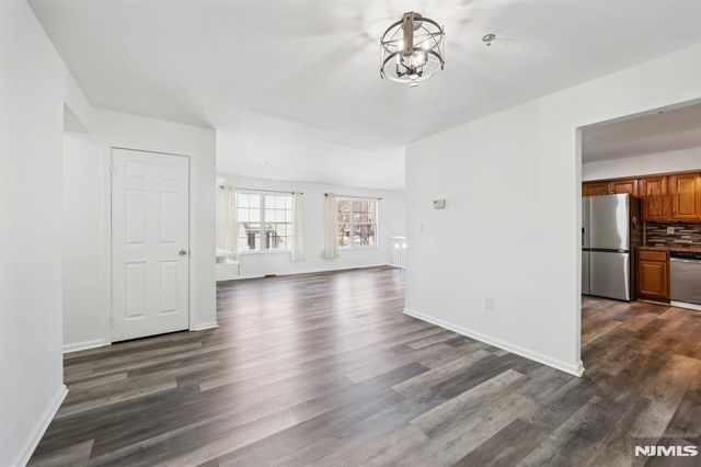 246 Matthews Drive, Newark, NJ 07103