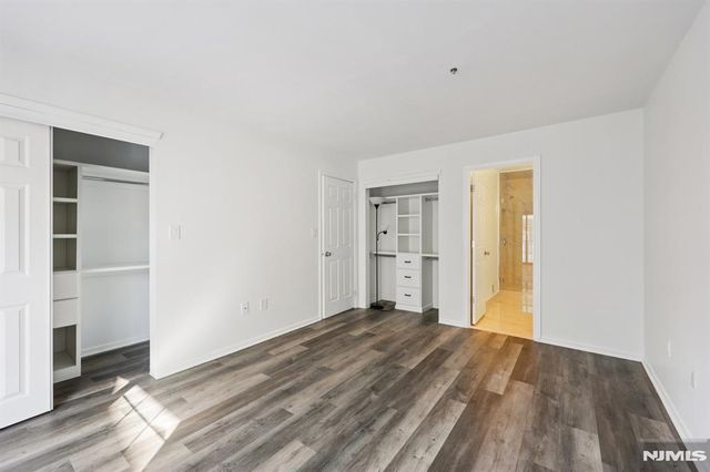 246 Matthews Drive, Newark, NJ 07103