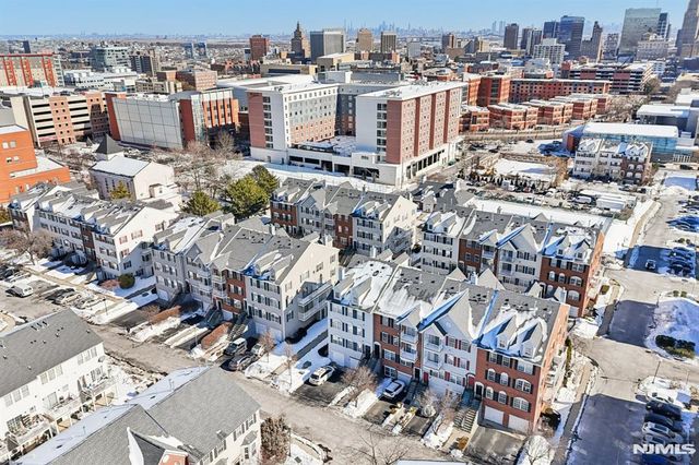 246 Matthews Drive, Newark, NJ 07103