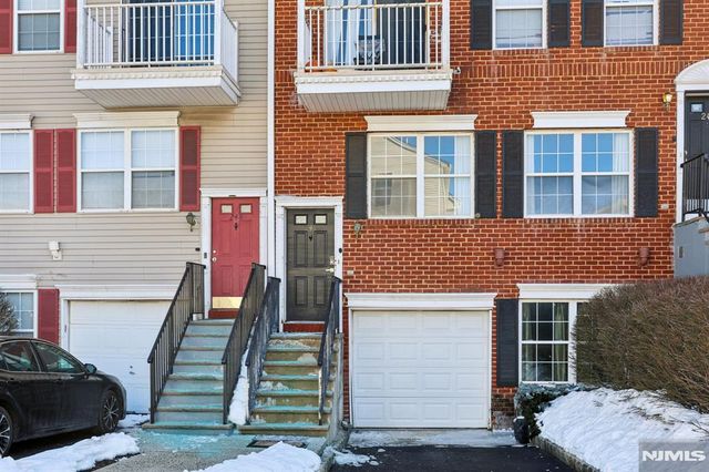 246 Matthews Drive, Newark, NJ 07103