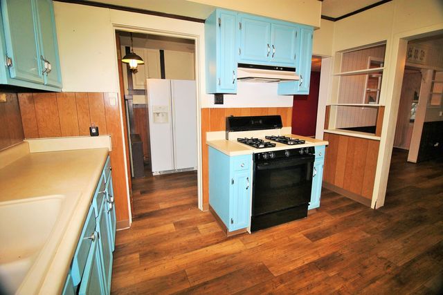 2218 3rd Street, East Moline, IL 61244