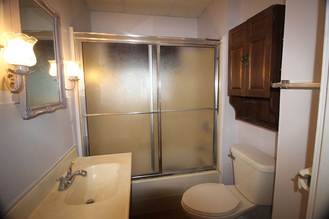 2218 3rd Street, East Moline, IL 61244