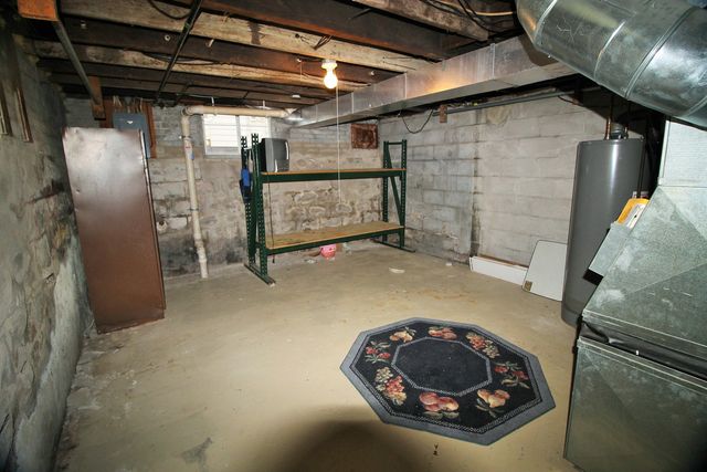 2218 3rd Street, East Moline, IL 61244