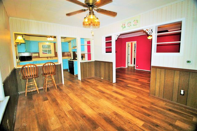 2218 3rd Street, East Moline, IL 61244