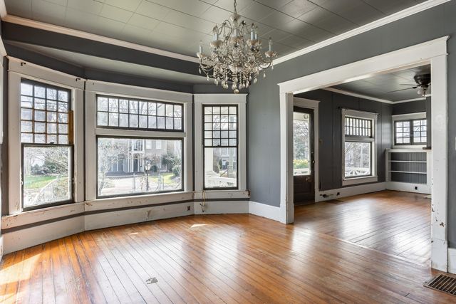 619 Forest Avenue, Chattanooga, TN 37405