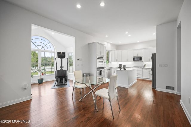29 Chad Lane, Howell, NJ 07731