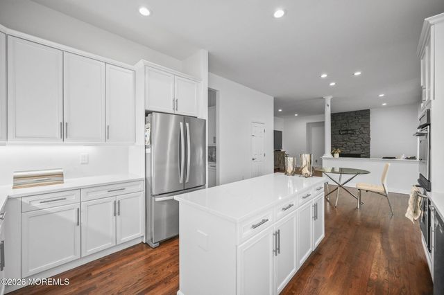 29 Chad Lane, Howell, NJ 07731