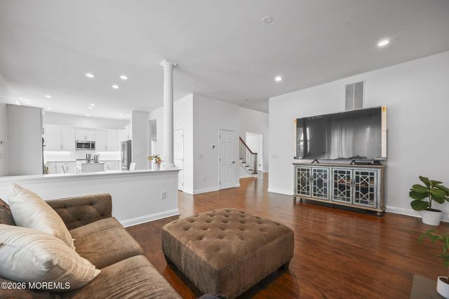 29 Chad Lane, Howell, NJ 07731