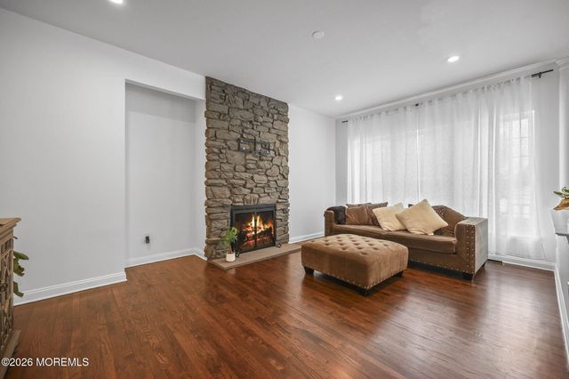 29 Chad Lane, Howell, NJ 07731