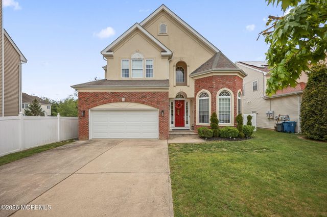 29 Chad Lane, Howell, NJ 07731