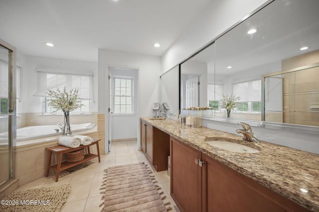 29 Chad Lane, Howell, NJ 07731