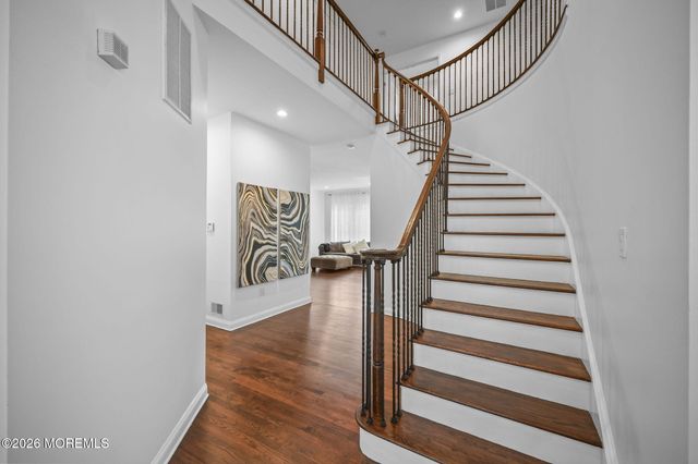 29 Chad Lane, Howell, NJ 07731