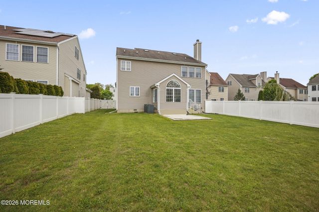 29 Chad Lane, Howell, NJ 07731