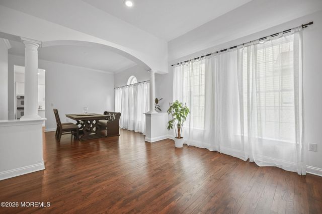 29 Chad Lane, Howell, NJ 07731