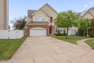 29 Chad Lane, Howell, NJ 07731