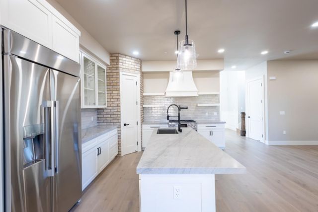 104 Southlite Cir, Sacramento, CA 95831