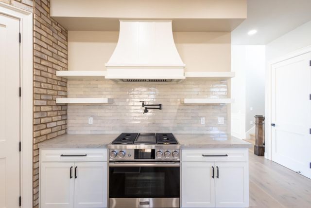 104 Southlite Cir, Sacramento, CA 95831