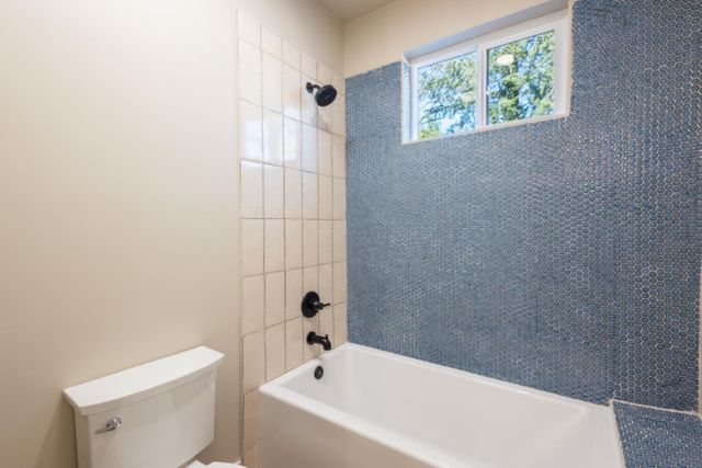 104 Southlite Cir, Sacramento, CA 95831