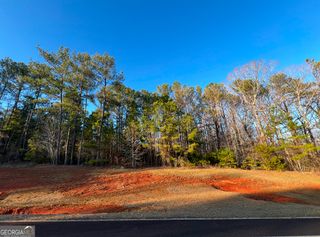100 Gardens Drive, Forsyth, GA 31029