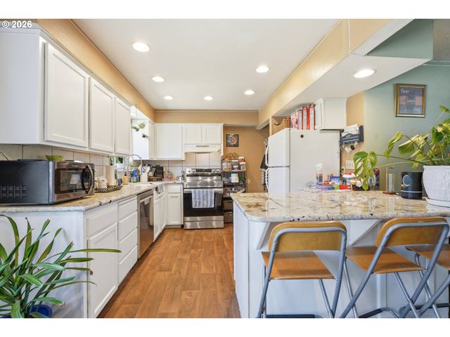 8008 MACARTHUR Blvd, Vancouver, WA 98664