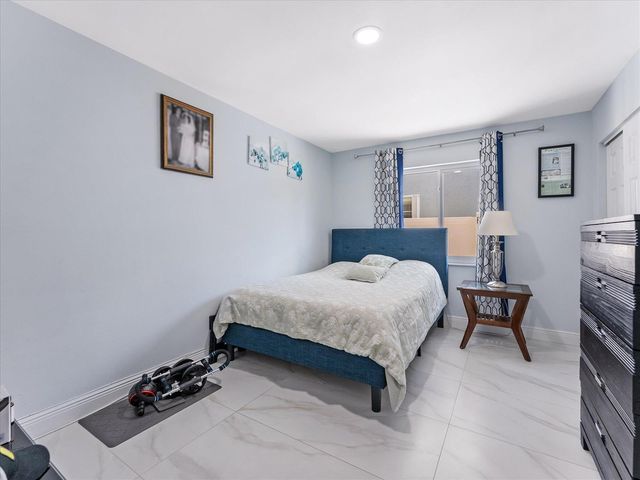 23040 SW 54th Avenue, Boca Raton, FL 33433
