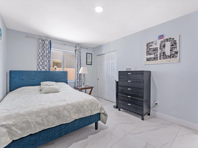 23040 SW 54th Avenue, Boca Raton, FL 33433