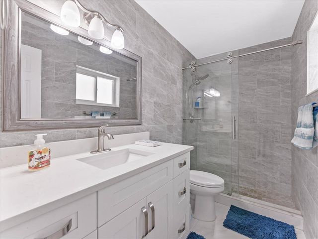 23040 SW 54th Avenue, Boca Raton, FL 33433